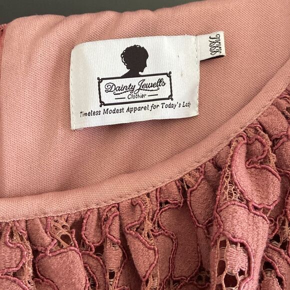 Dainty Jewells Antebellum Dark Mauve Modest Lace Slimming Sheath Midi Dress - Picture 6 of 13